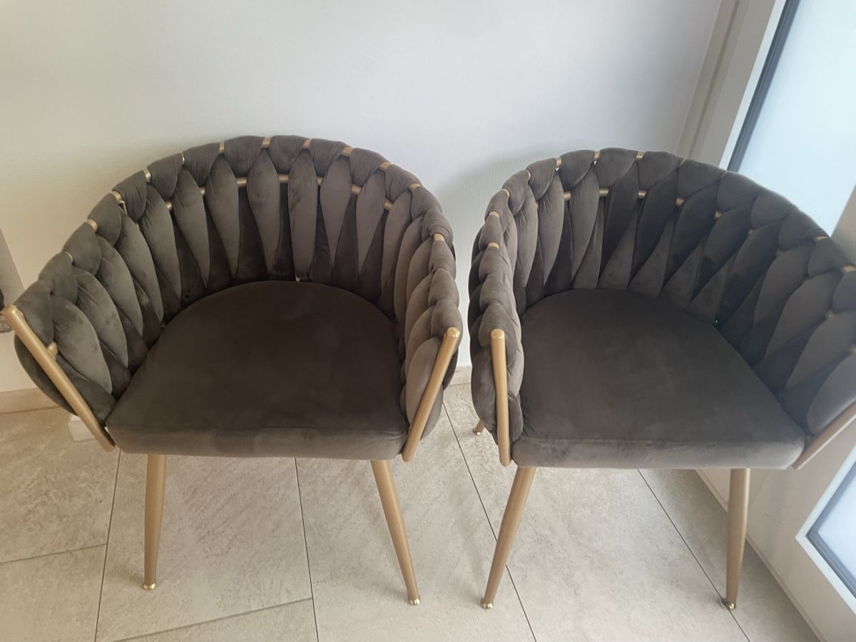 Chaises: Zwei Stühle braun – D'occasion à Unterengstringen par Bettina80
