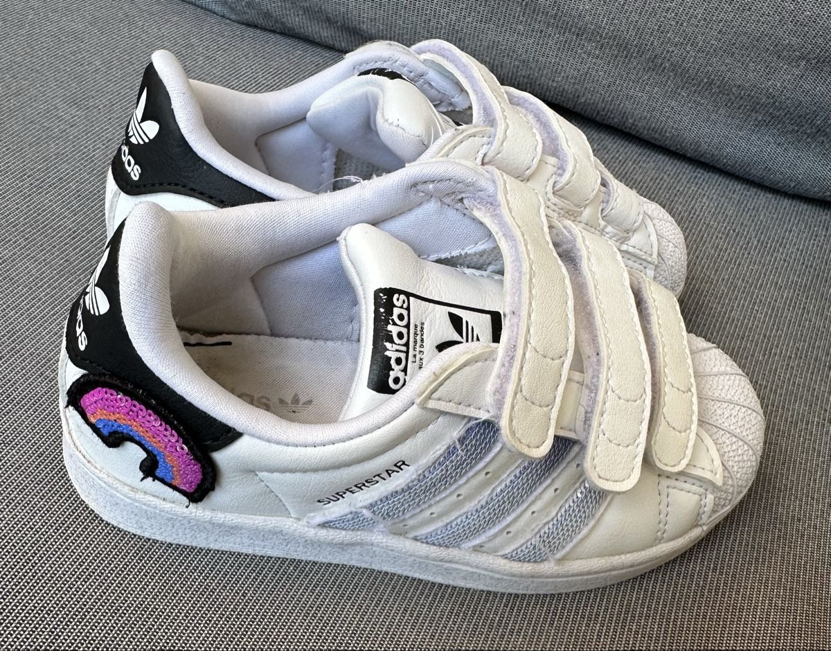 Chaussures filles: Adidas//Superstar//28 – D'occasion à Böckten par ZokaAugust 1