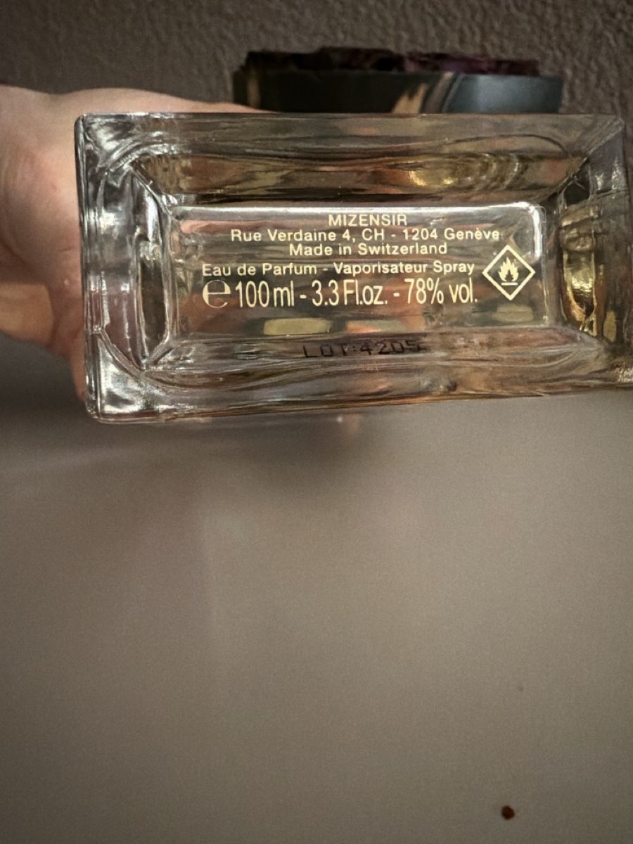 Profumi & Eau de Toilette: Mizensir Legend Leather Eau de Parfum 100ml! – Nuovo (secondo la descrizione) da Zürich venduto da mro_d2d8 1