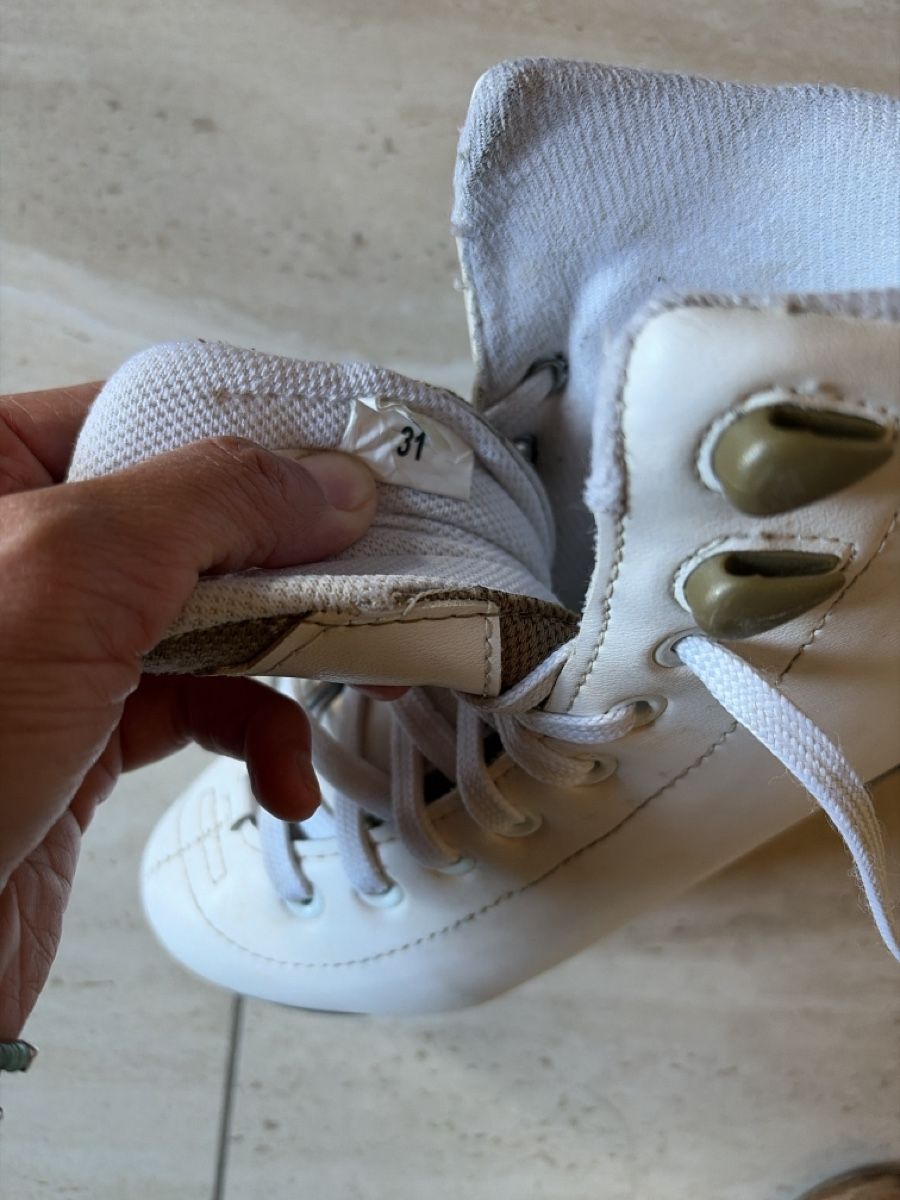 Pattini da ghiaccio: Schlittschuhe K-Tec, Gr31 – Usato da Mühlethal venduto da marga_10 4