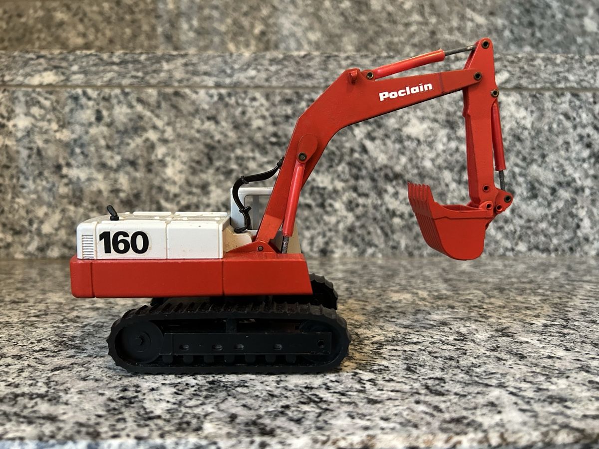 Conrad Kit di modellismo & Modellini statici: Poclain 160, 1:50 , Conrad – Usato da Horw venduto da Tigercat635 2