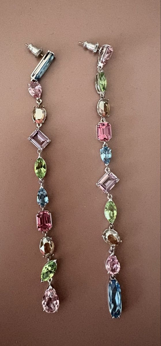 Swarovski Boucles d'oreille: Swarovski Ohrringe Neuwertig – Neuf avec emballage d'origine à Cham par ZG_Cham