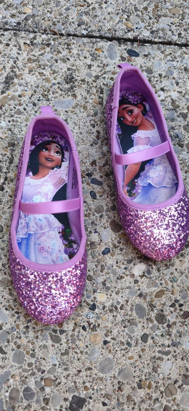 H&M Schuhe für Mädchen: Schuhe Mädchen – Gebraucht aus Winterthur von OldShatterhand1.