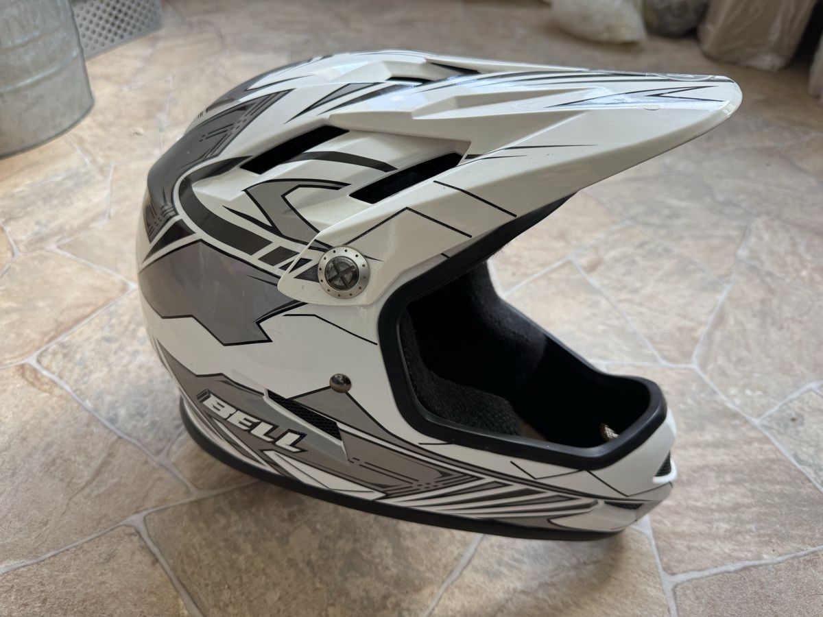 Bell Helme: Downhillhelm M Bell – Neu (gemäss Beschreibung) aus St.Moritz von ann_85dn