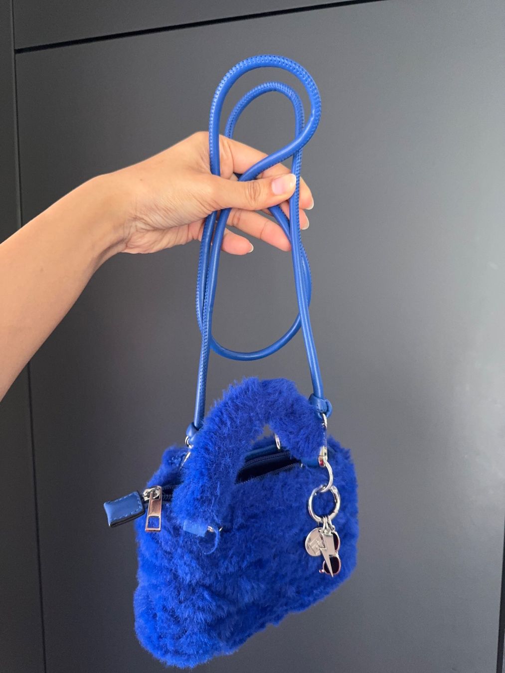 Borse da donna: mini blue fur bag – Nuovo (secondo la descrizione) da Zürich venduto da hal_2yzx 3