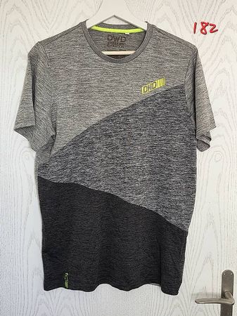 Sportshirt Grösse 182