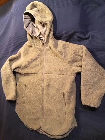 Warme Teddy Jacke mit Kapuze, Beige, Gr. M - gefüttert