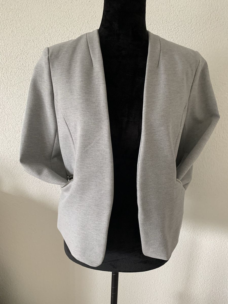Jacken: Grauer Blazer Gr. S/M Reserved, elegant – Neu (gemäss Beschreibung) aus Neuendorf von LadystreetL