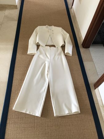 Zara Anzug. Gr. S. Neu!!