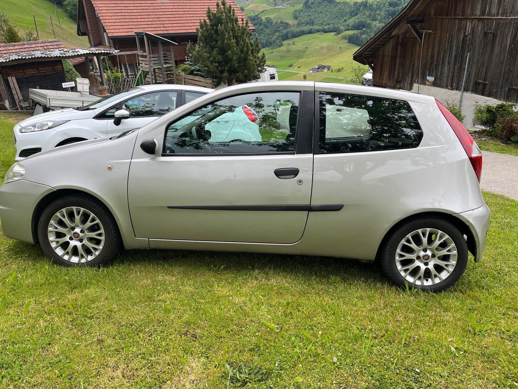 Fiat Automobili: Fiat Punto 1.2 16v – Usato da Sachseln venduto da nel_d6m9 2