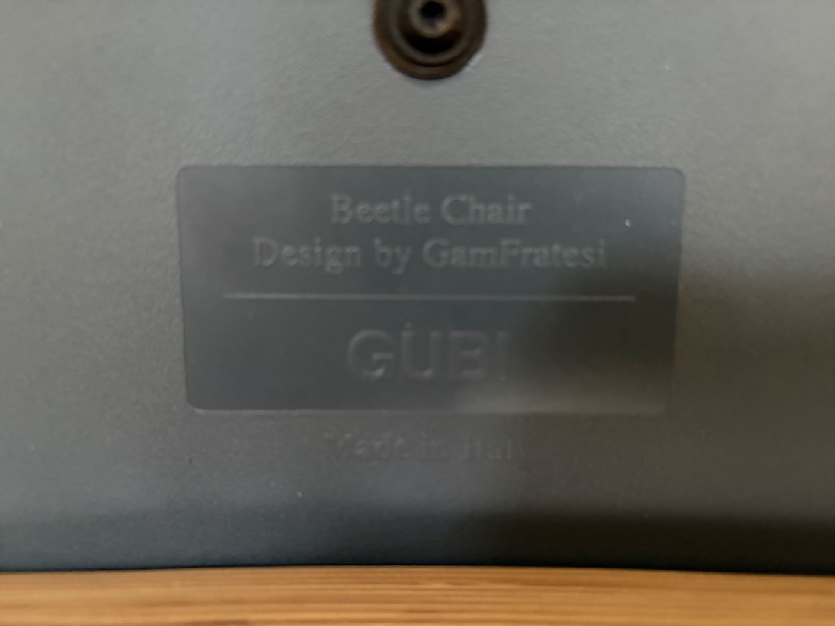 Gubi Sedie: Gubi Beetle Chair. Teal and Oak – Usato da Zürich venduto da jensmoll 2