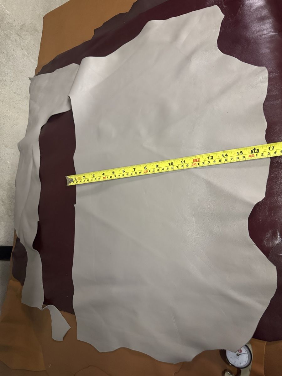 Tessuti: Cuir de mouton/ schafsleder, gris – Nuovo e nell'imballaggio originale da Veyras venduto da ValClasse 1