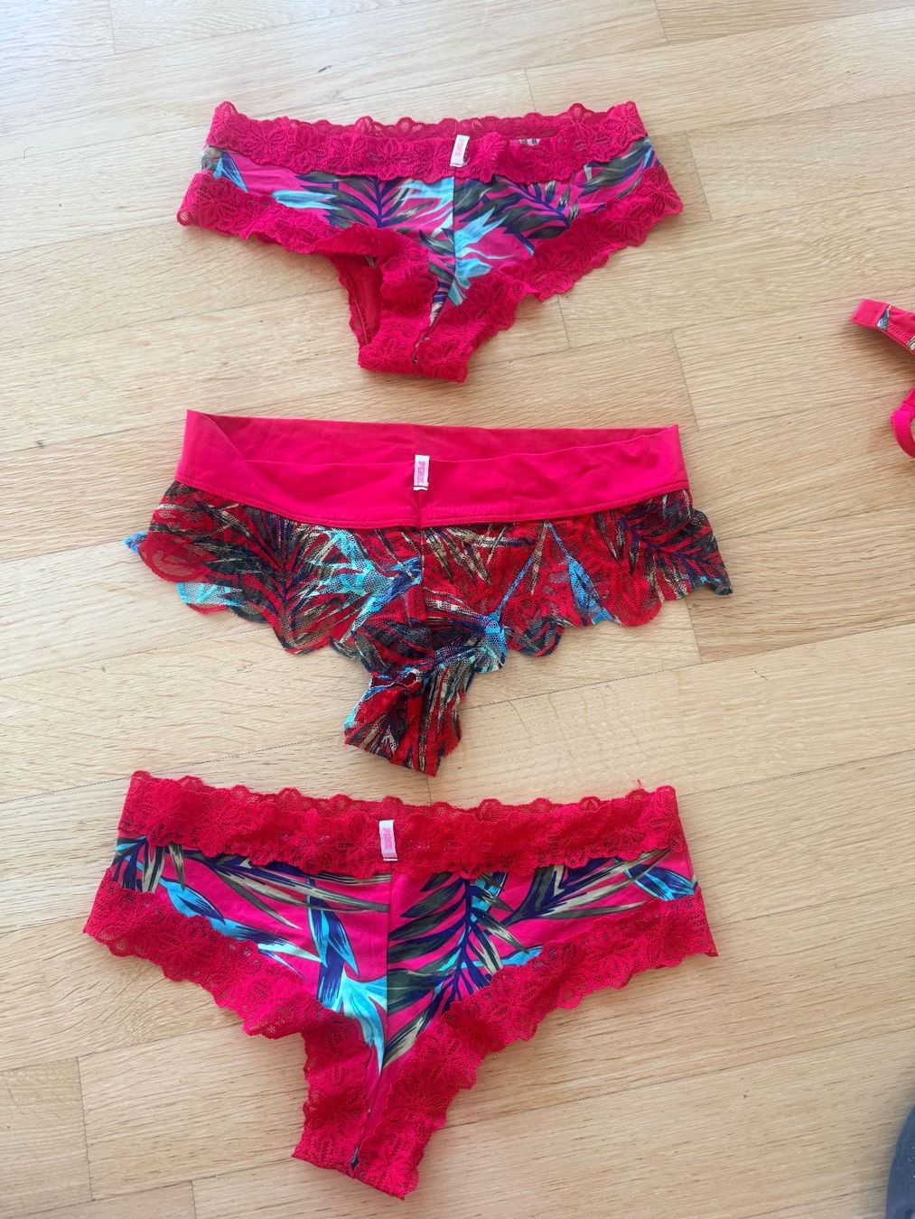 Sonstige Unterwäsche: PINK Push-up BH mit Slip – Neu (gemäss Beschreibung) aus Zürich von CaroGro 6