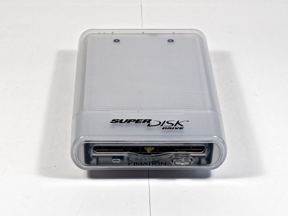Laufwerke & Adapter: Lecteur Imation SuperDisk LS-120 pour Mac – Gebraucht aus Delémont von MaxPlan