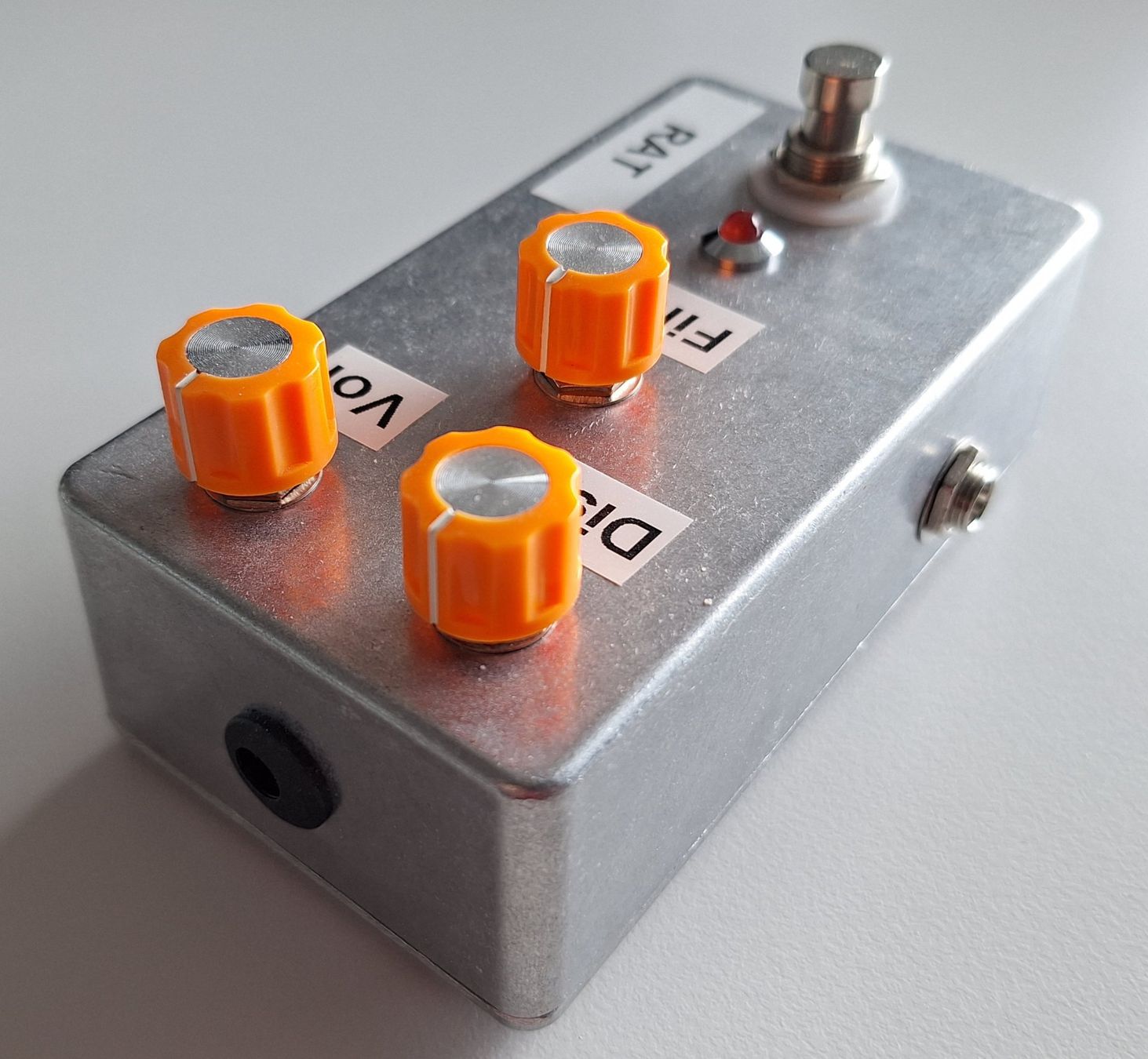 Strumenti musicali: ProCo RAT - Nachbau aus Musikding.de Bausatz – Nuovo (secondo la descrizione) da Jona venduto da evamatze 1
