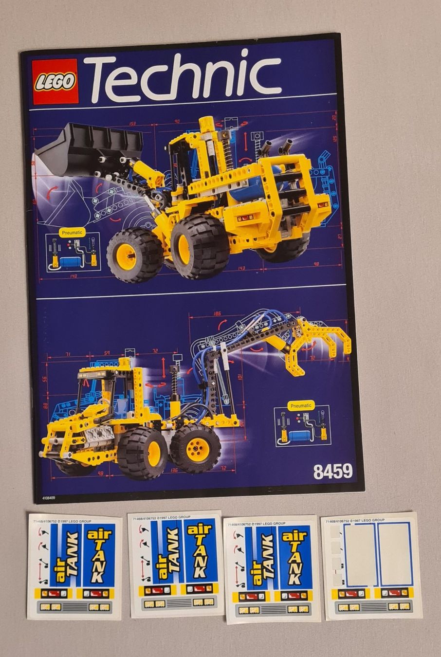 Lego Kit di costruzioni: Lego Technic 8459 front-end Loader complet avec notice – Usato da Les Thioleyres venduto da Sakanicheval 4