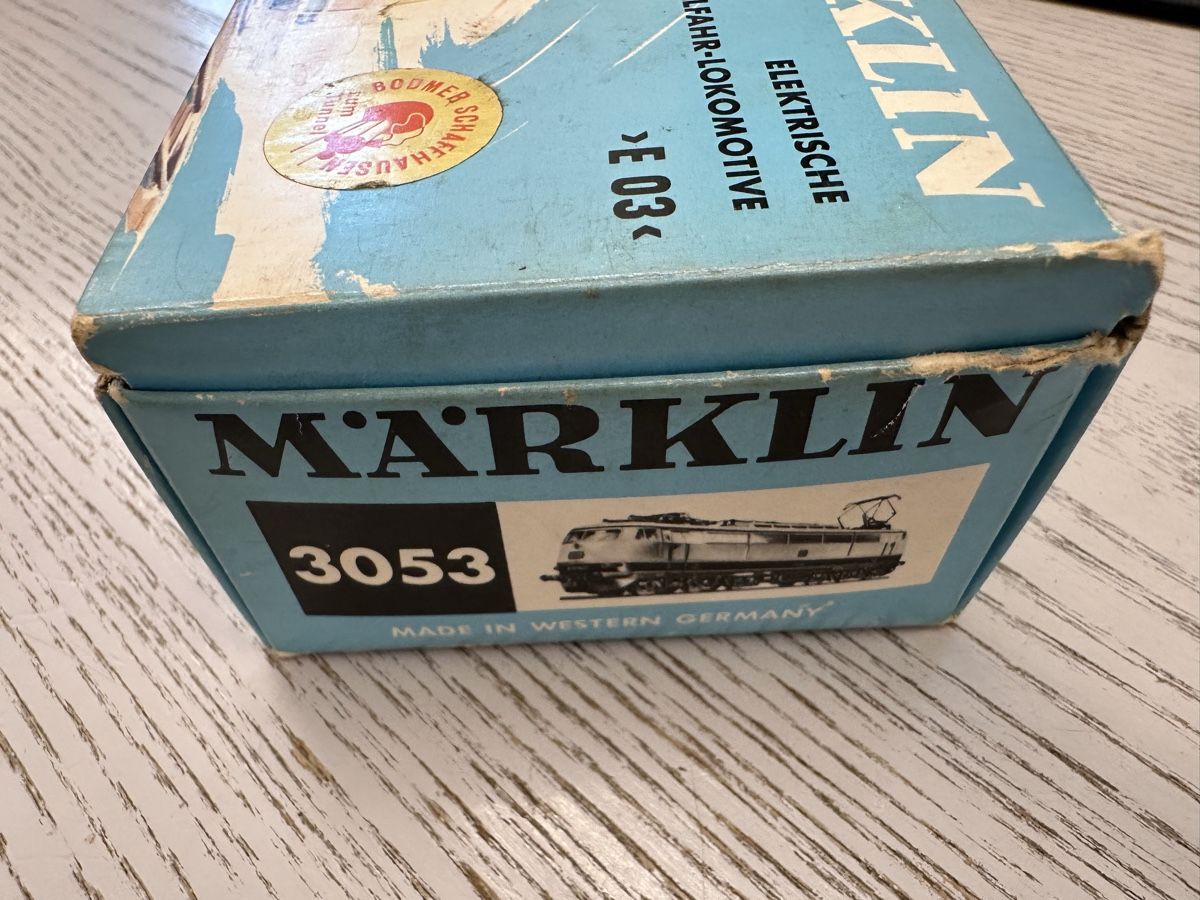 Märklin Modellini di ferrovie: Märklin 3053 DB BR 103 – Usato da Lupsingen venduto da New-Haven 8