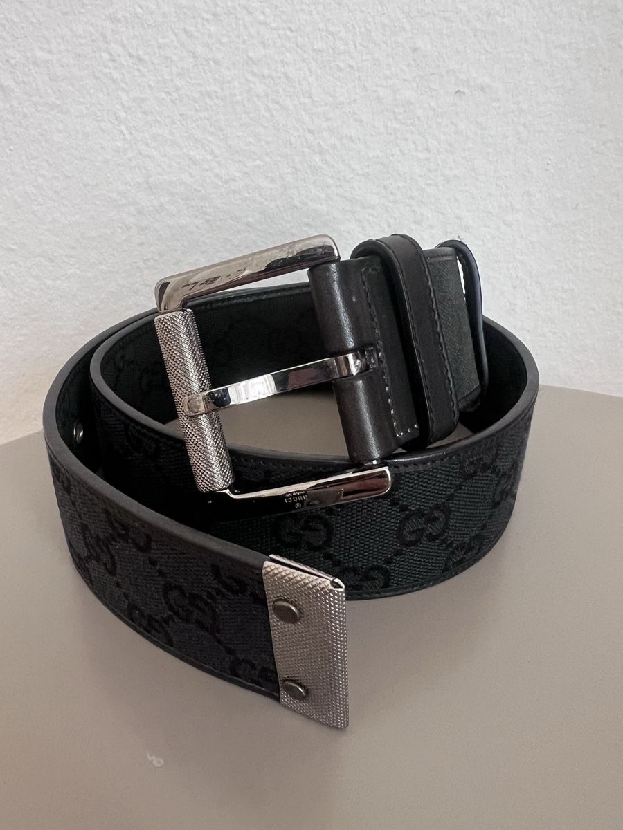 Gucci Cinture: Taillengürtel Gucci mit Logo 85 cm – Nuovo (secondo la descrizione) da Basel venduto da katayasistersvintage