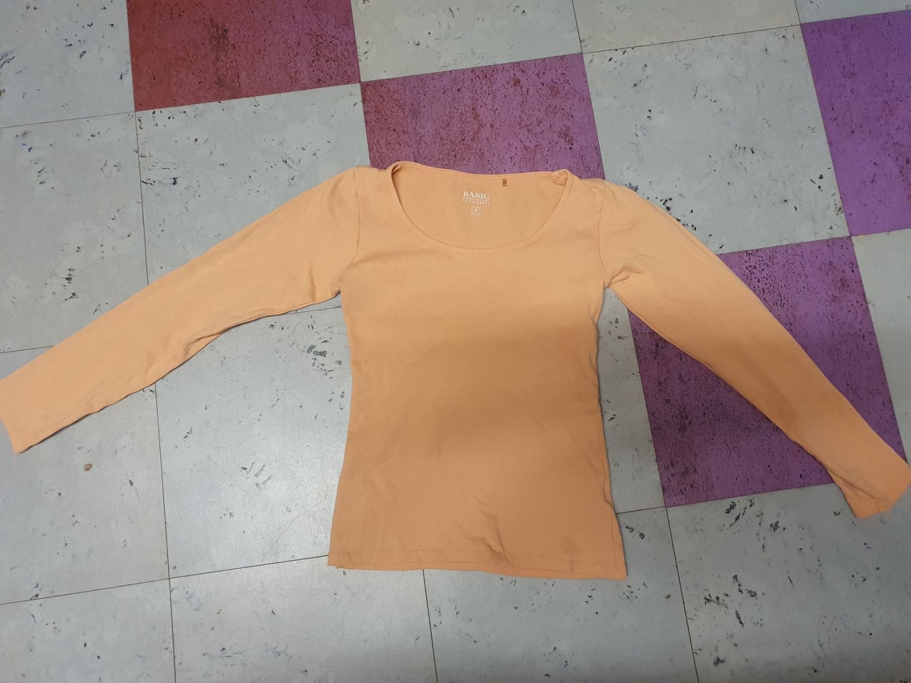 Maglioni & Felpe: Pullover – Nuovo (secondo la descrizione) da Moosseedorf venduto da Sonnenschein..