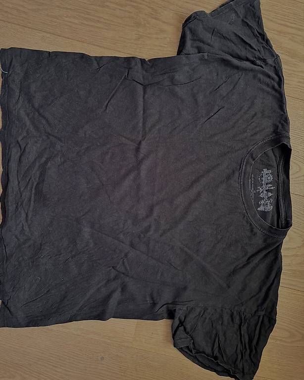 T-Shirts: Magliette XL - Lordon – Gebraucht aus Cademario von ana_zp9b 1