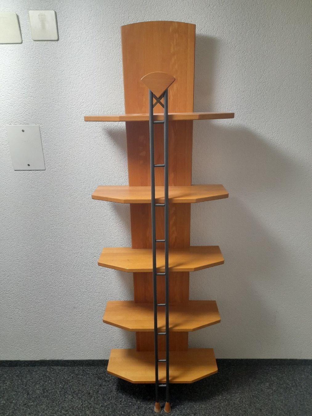 Scaffali: Regal metal, massivholz – Usato da Glattbrugg venduto da B_B
