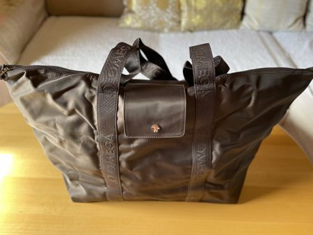 Weekender/Shopper/Reisetasche der Uhrenmarke Omega, braun
