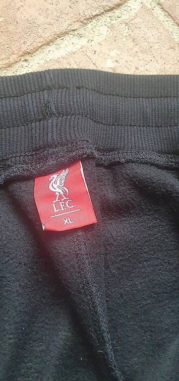 Pantaloni: Liverpool Jogginghose Herren XL – Usato da Uitikon Waldegg venduto da sgrimmer 1