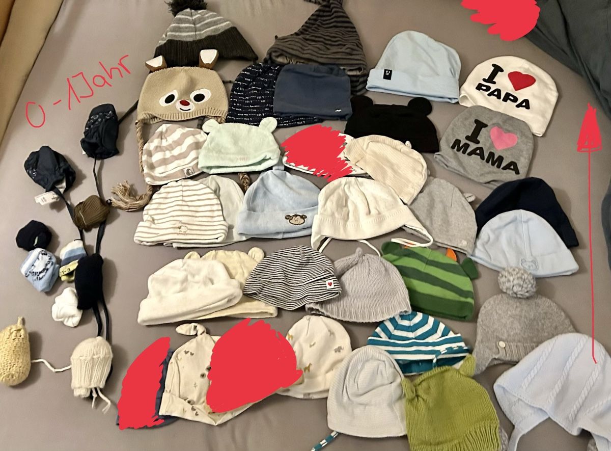 Lotti & Set di vestiti: Div. Babykleider – Usato da Uster venduto da Jestroku 1