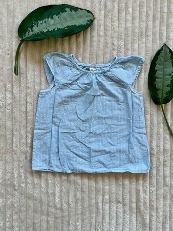 Sommerliches, blau gestreiftes T-Shirt von H&M, Grösse 92
