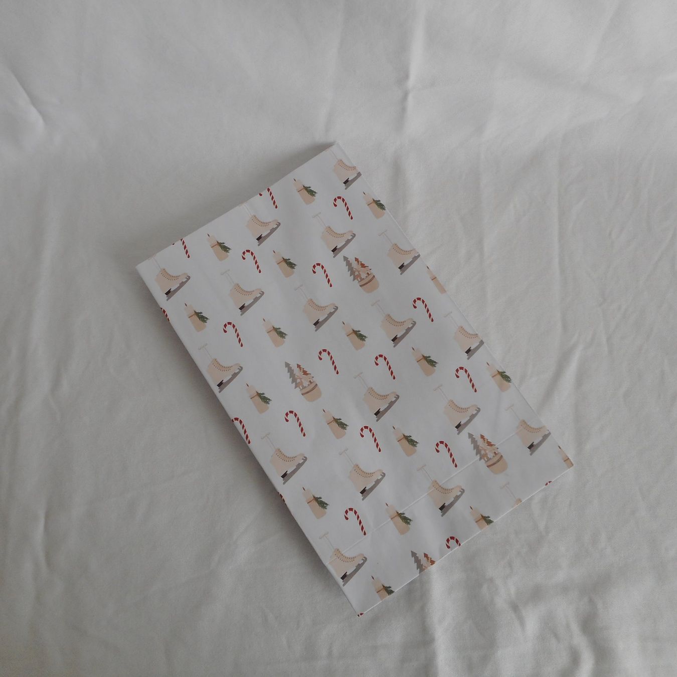Tutte le decorazioni: 5er Set Weihnachts-Papiertüten Schlittschuhe – Nuovo (secondo la descrizione) da Niederlenz venduto da Berghem