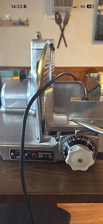Elettrodomestici da cucina: Aufschnittmaschine Marke Berkel – Usato da Seon venduto da HikmetYil 2
