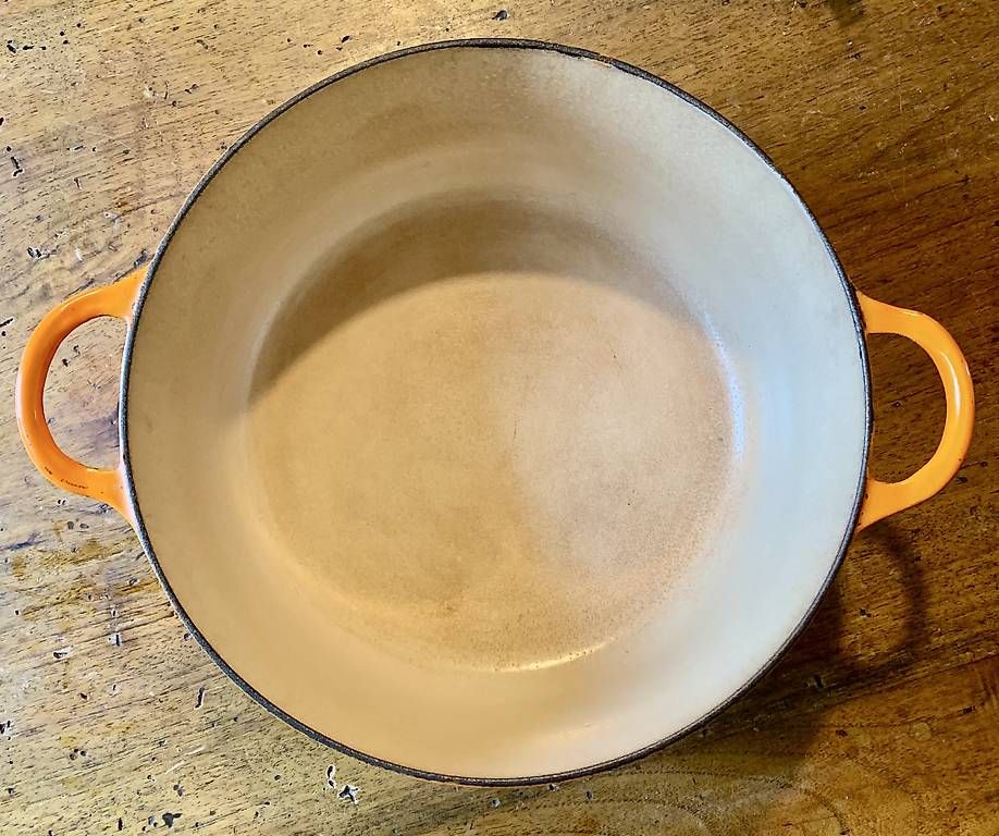 Le Creuset Töpfe: Cocotte le Creuset 26 cm – Gebraucht aus Montreux von Barber_Swiss_Vintage 1