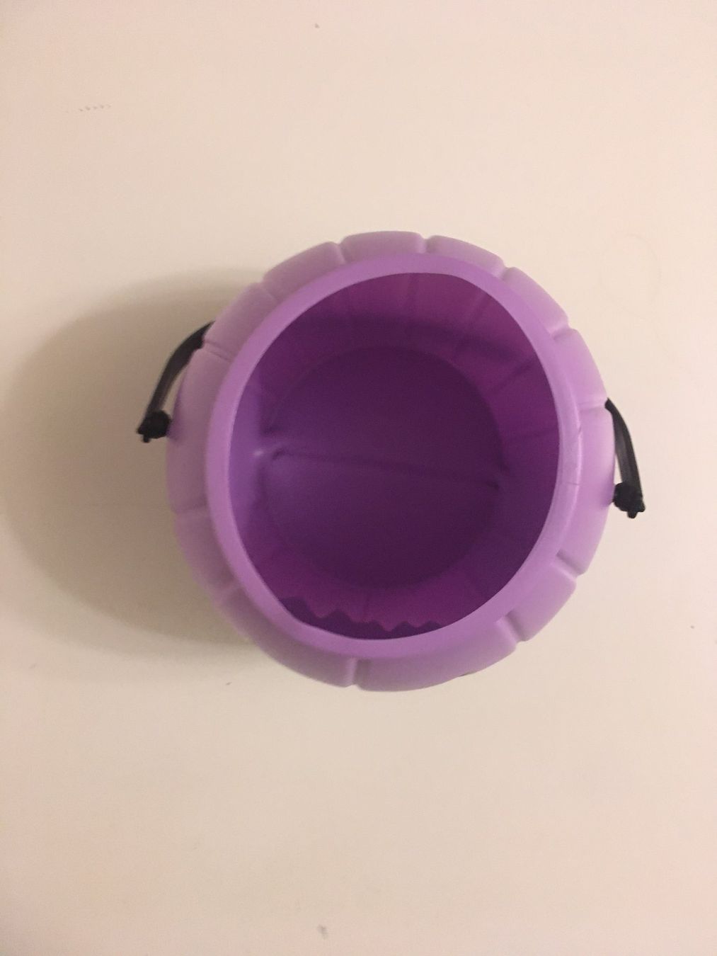 H&M Tutte le decorazioni: Halloween bucket for sweets - Purple - NEW – Nuovo e nell'imballaggio originale da Le Noirmont venduto da bouboun21 2