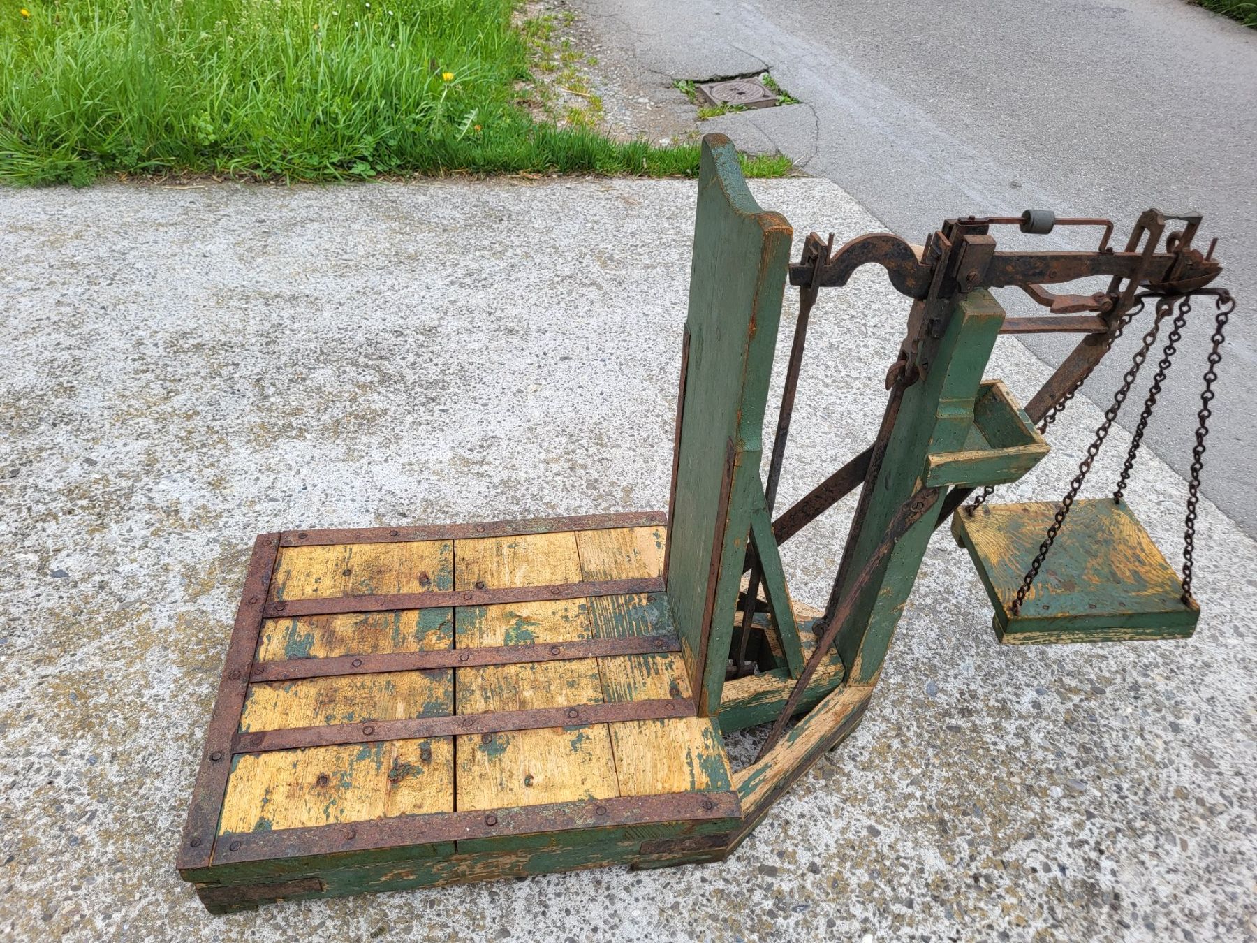 Bilance e pesi: Antike Waage – Usato da Brunnen venduto da caro711