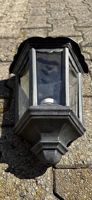 Lampade: Aussenlampe  – Usato da Matten(St.Stephan) venduto da ren_r8tw 3