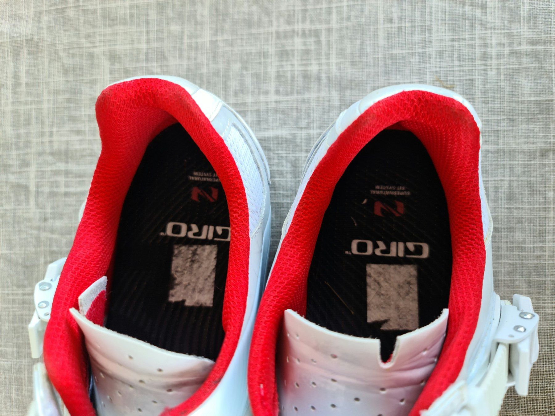 Giro Herrenschuhe: GIRO Factor Rennradschuh Carbon, Gr. 46, weiss – Gebraucht aus Niederrohrdorf von yan_zkz6 5