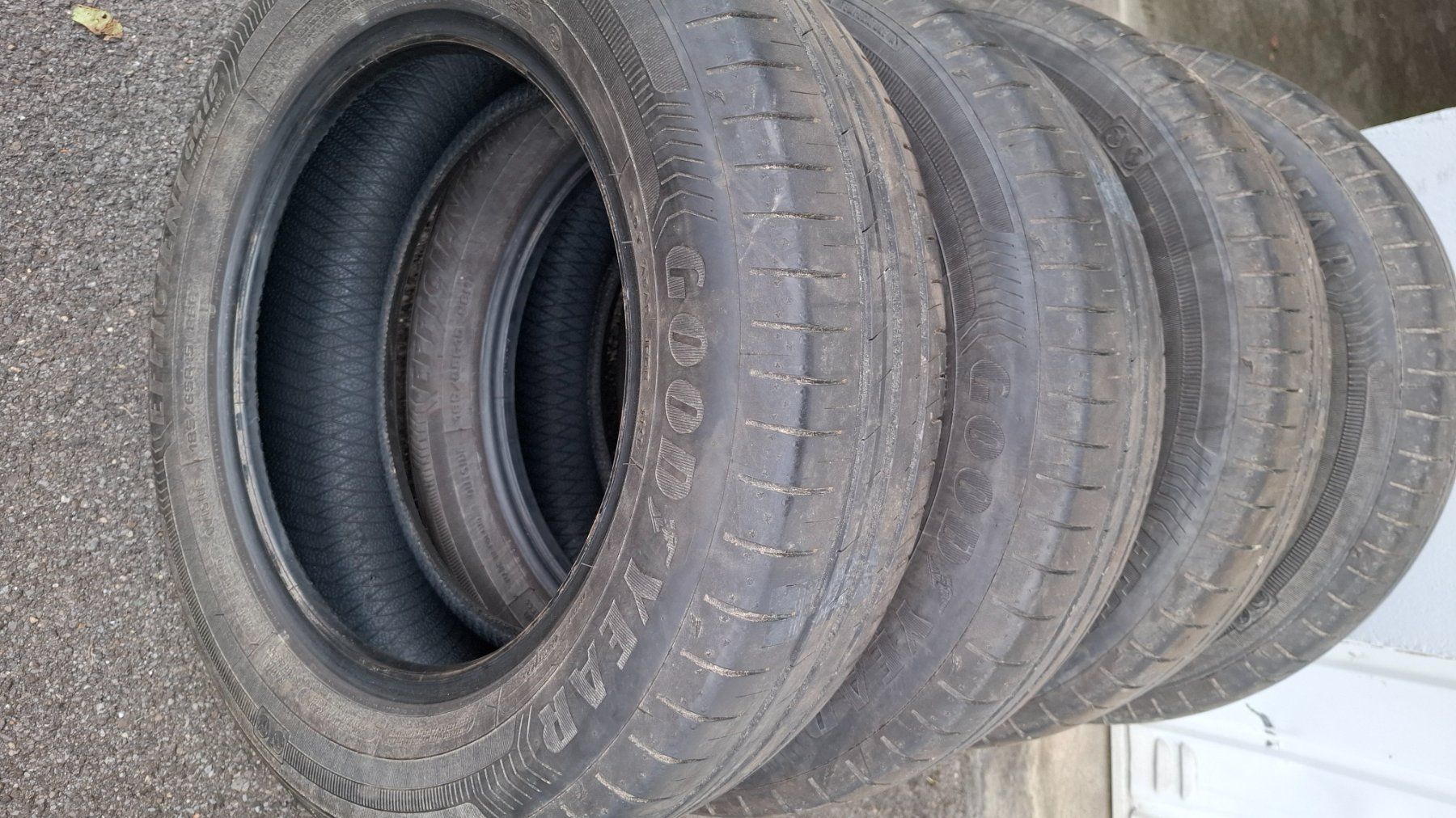 Goodyear Pneumatici & Ruote complete: 4 Sommerreifen – Usato da Sursee venduto da Haro60 5