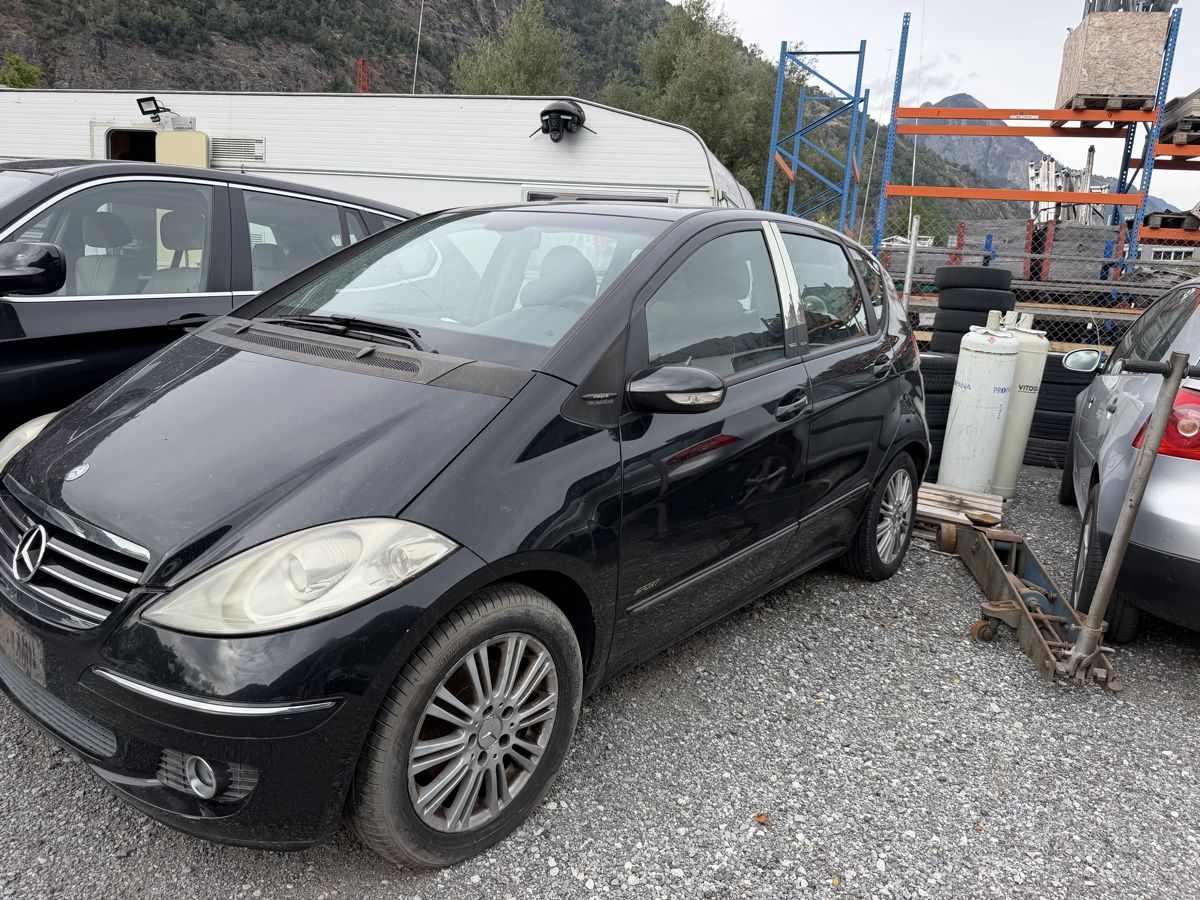 Mercedes-Benz Autos: Mercedes A170  – Defekt aus Glis von BM78