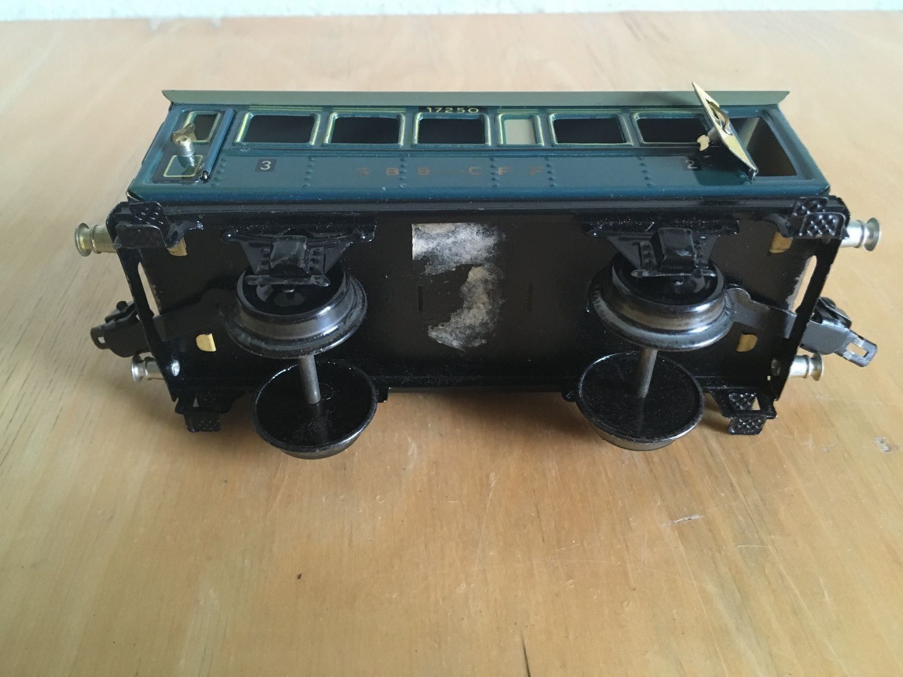 Märklin Modelleisenbahnen: MÄRKLIN PERSONENWAGEN – Gebraucht aus Zürich von inf_tfr9 3