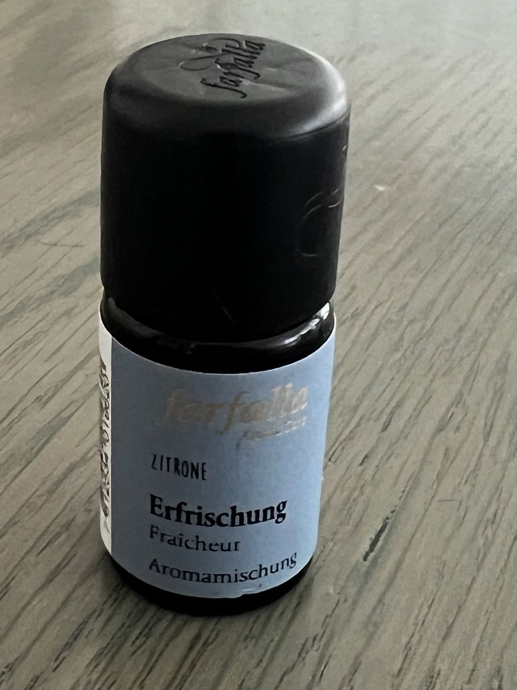 Farfalla Diffusori di oli essenziali: Farfalla Diffuser mit Zitronen-Erfrischungs-Aromamischung... – Usato da Dübendorf venduto da Optimus05 1