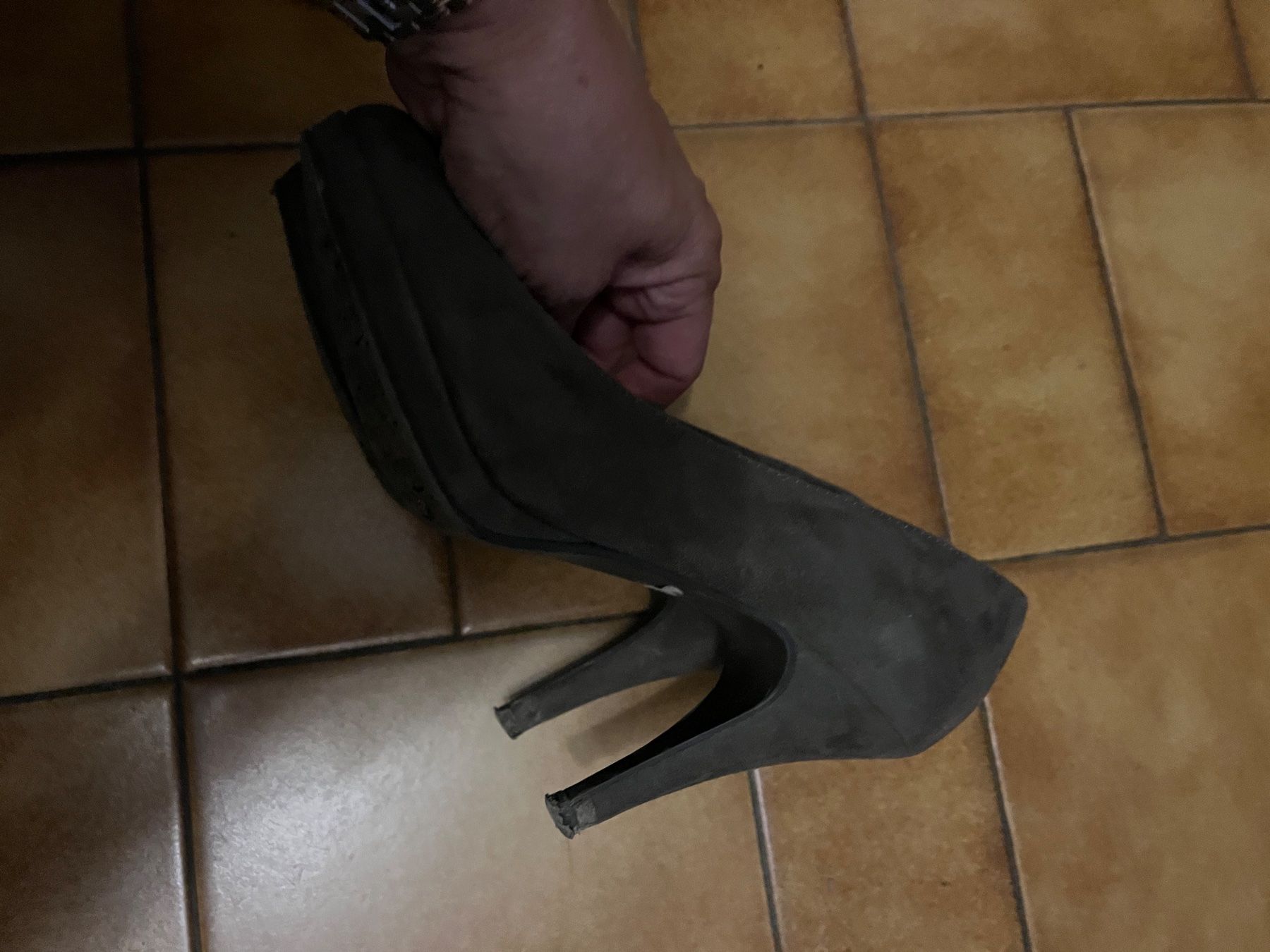 Tamaris Scarpe da donna: Chaussures talon tamaris Taille 39 – Nuovo (secondo la descrizione) da Veyrier venduto da kimedovapa 4