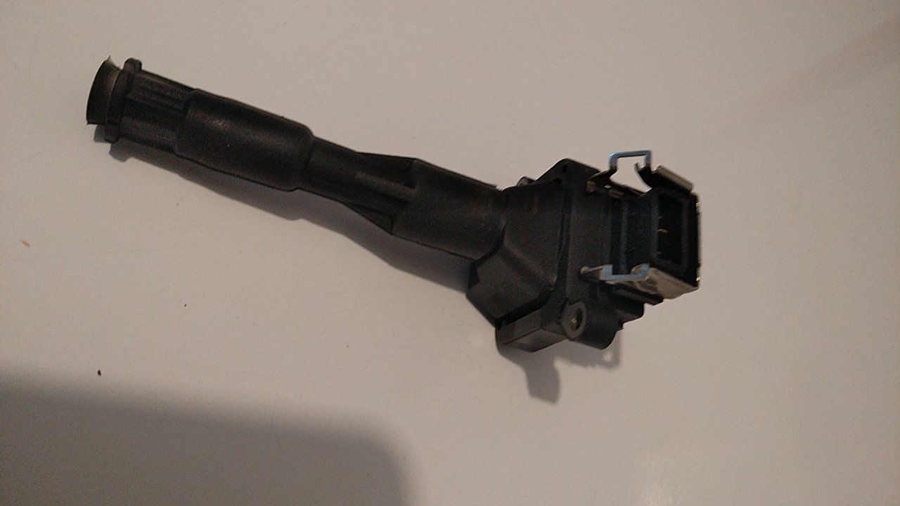 BMW Tutti pezzi di ricambio auto: 6 Bobines d'allumage BMW E46 320 – Usato da Fully venduto da guiton 2