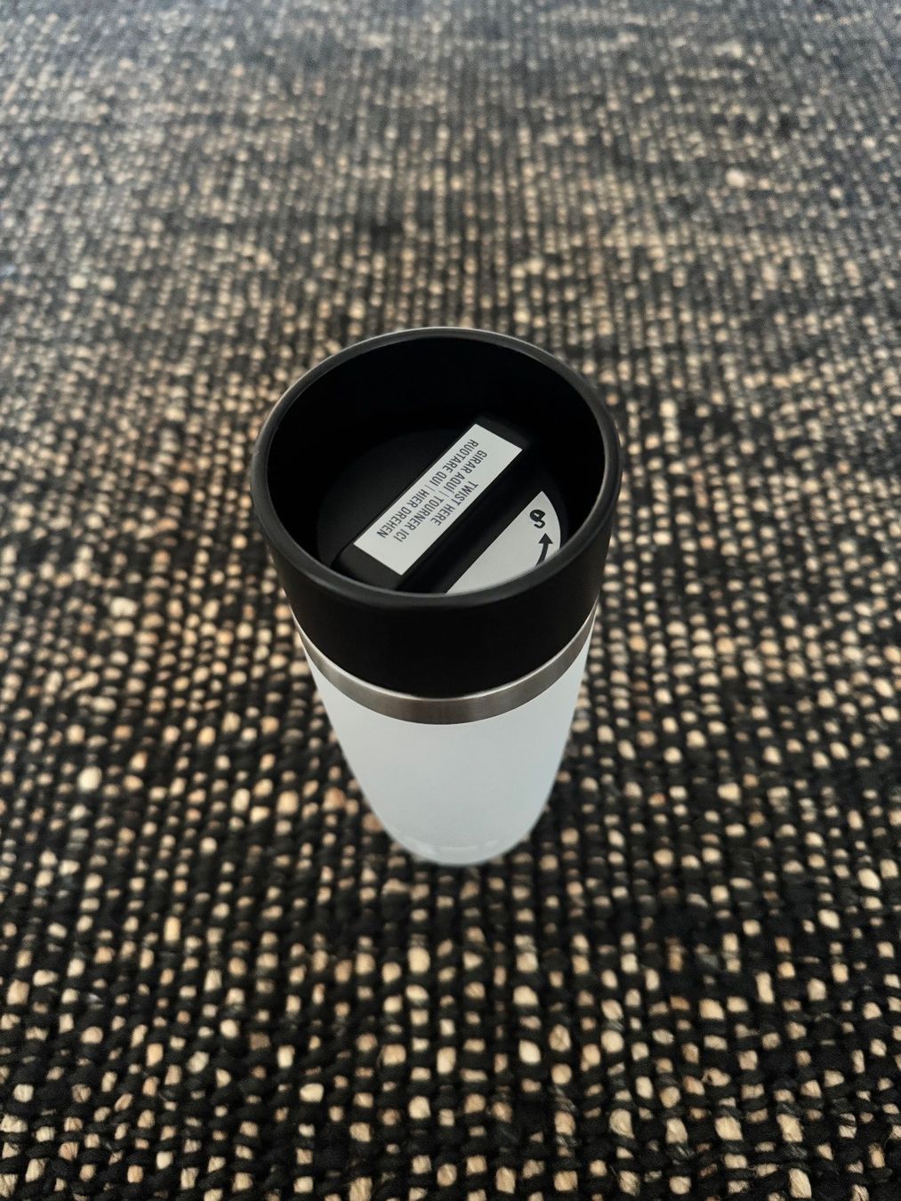 Tazze: Yeti Travel Mug, 354 ml – Nuovo e nell'imballaggio originale da Zürich venduto da Lionsands 1