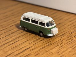 M1258: Kleinbus, Hersteller MINIS (Spur N)