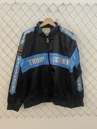 90’s Vintage Troop Tracktop Patch Size L