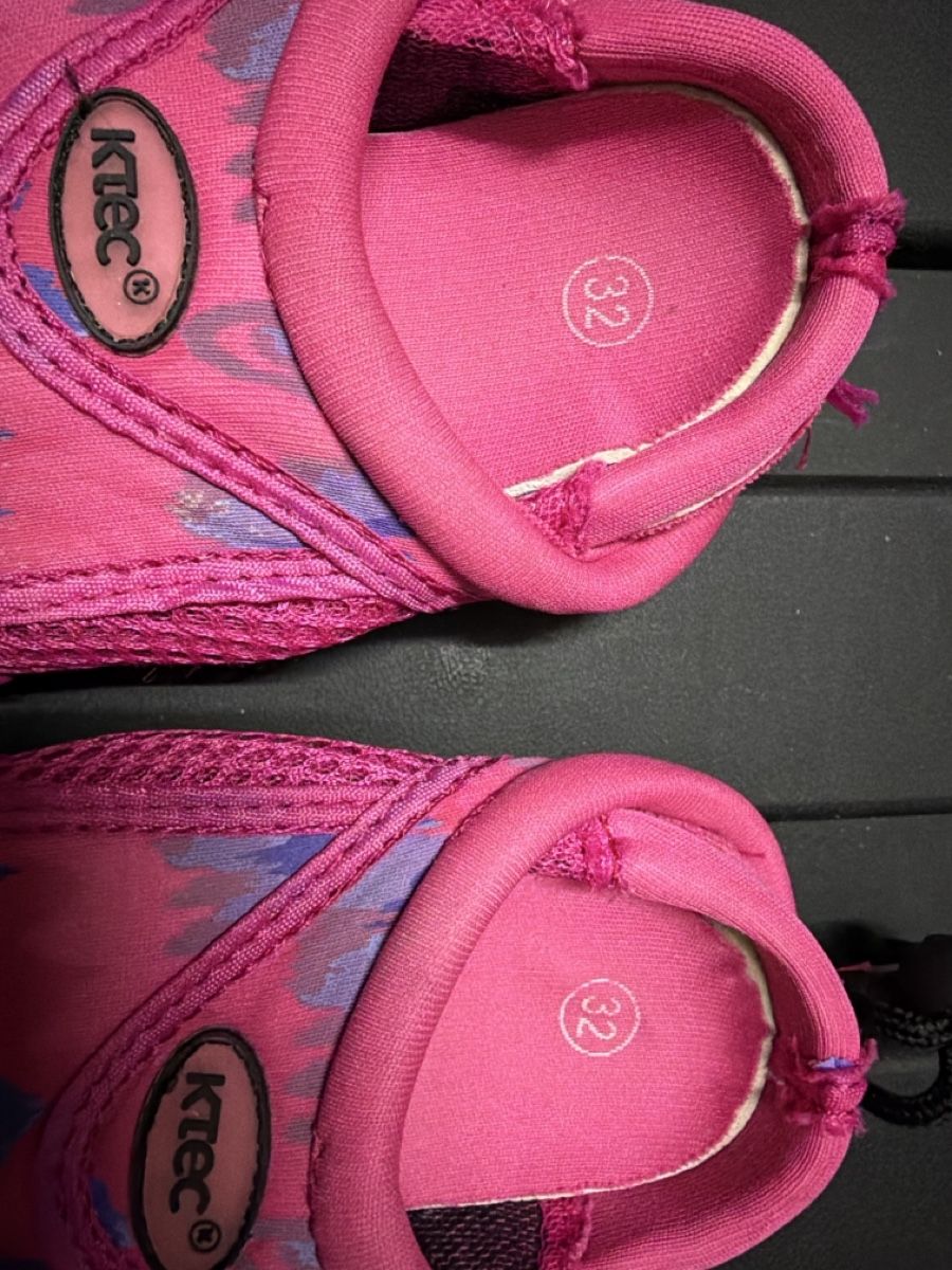 Scarpe per ragazzi: Wasserschuhe Grösse 32 – Usato da Granges-Paccot venduto da Fwaeber 4