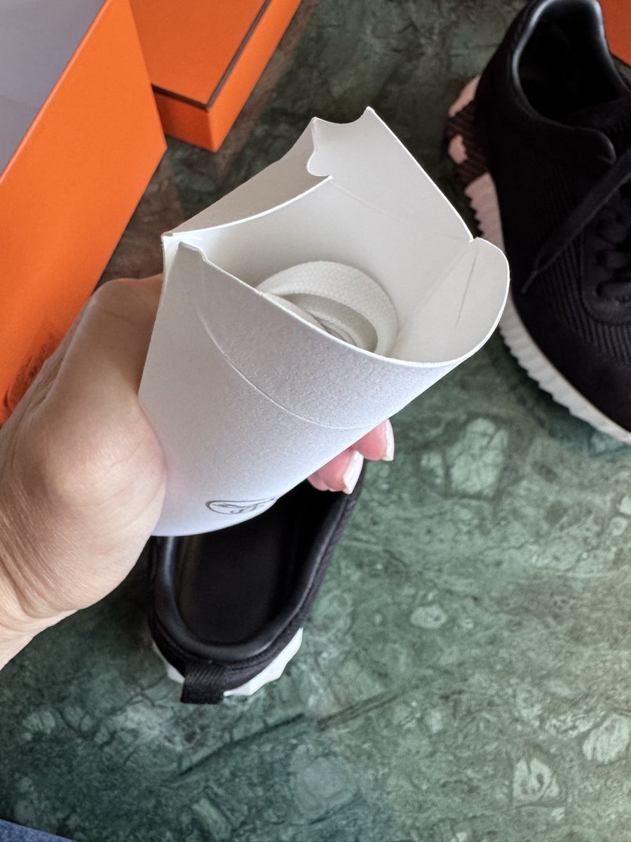 Hermès Scarpe da donna: Paire de sneakers Hermès Bouncing 39 – Usato da St-Légier-Chiésaz venduto da joe_5gxd 8