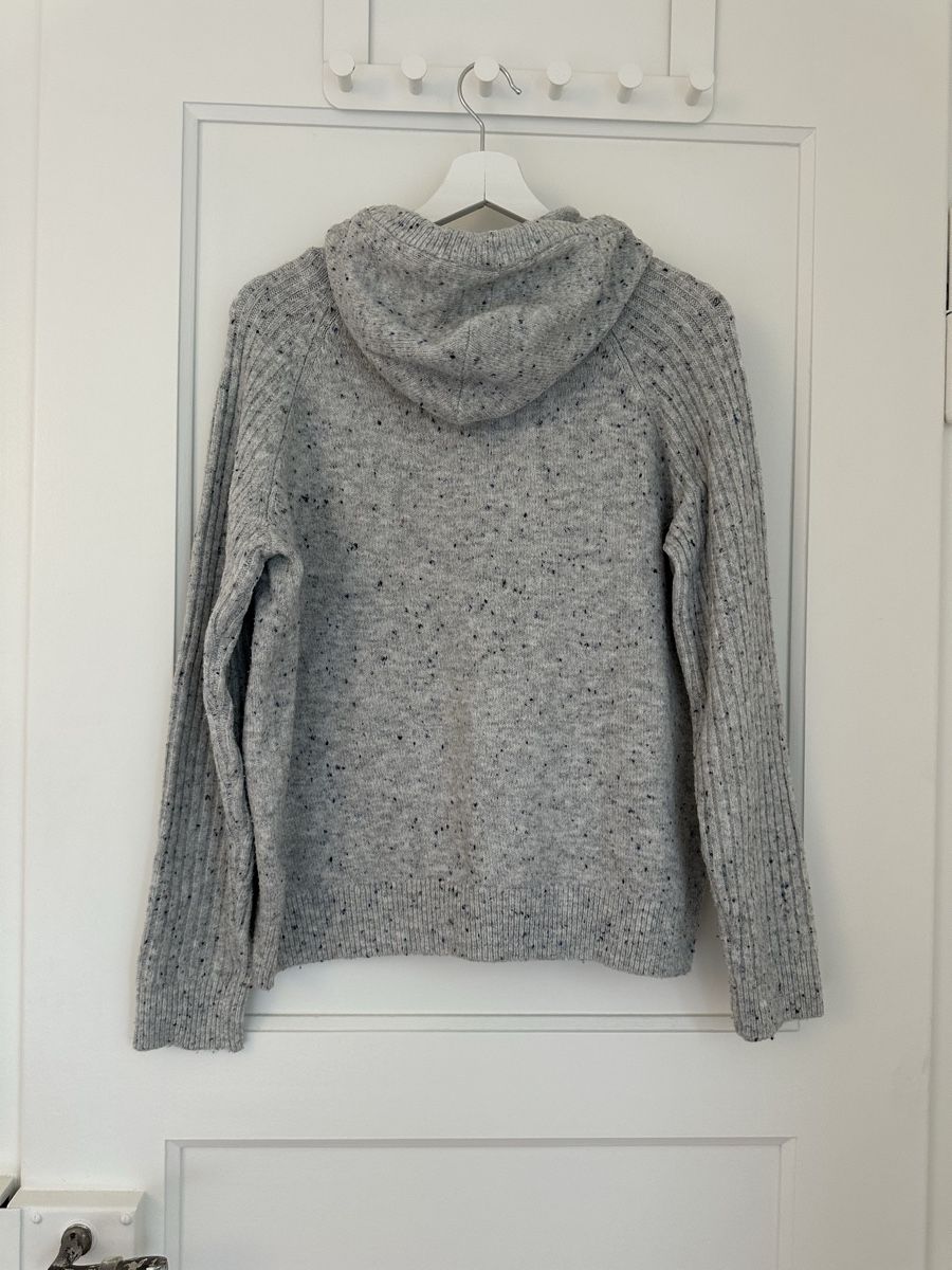 Pulls & Sweat-shirts: Kapuzenpullover Grau Grösse M – D'occasion à Zürich par RickyNicky 1