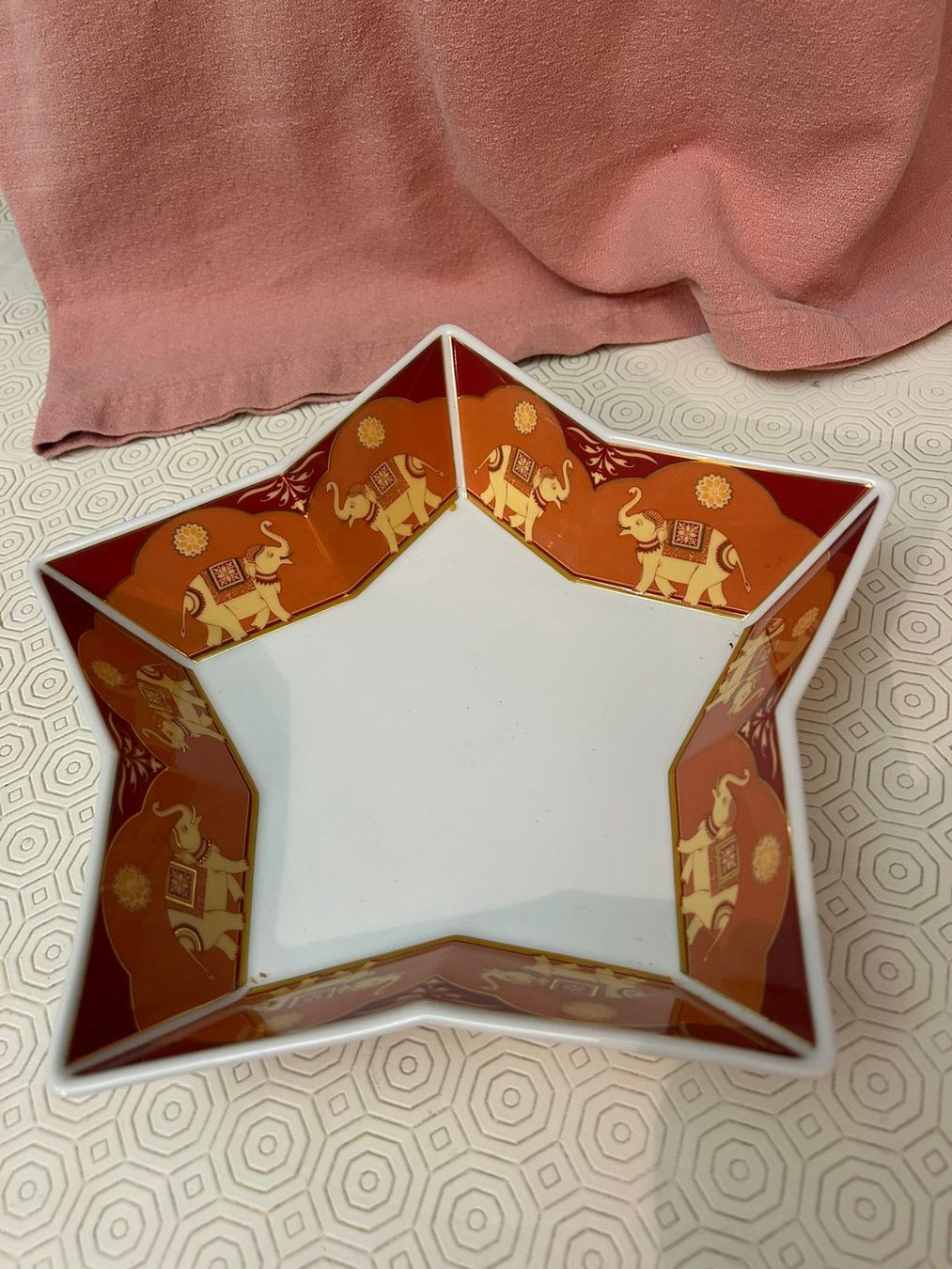 Rosenthal Teller: Piatto stella con elefanti Rosenthal – Gebraucht aus Melano von H-Sara