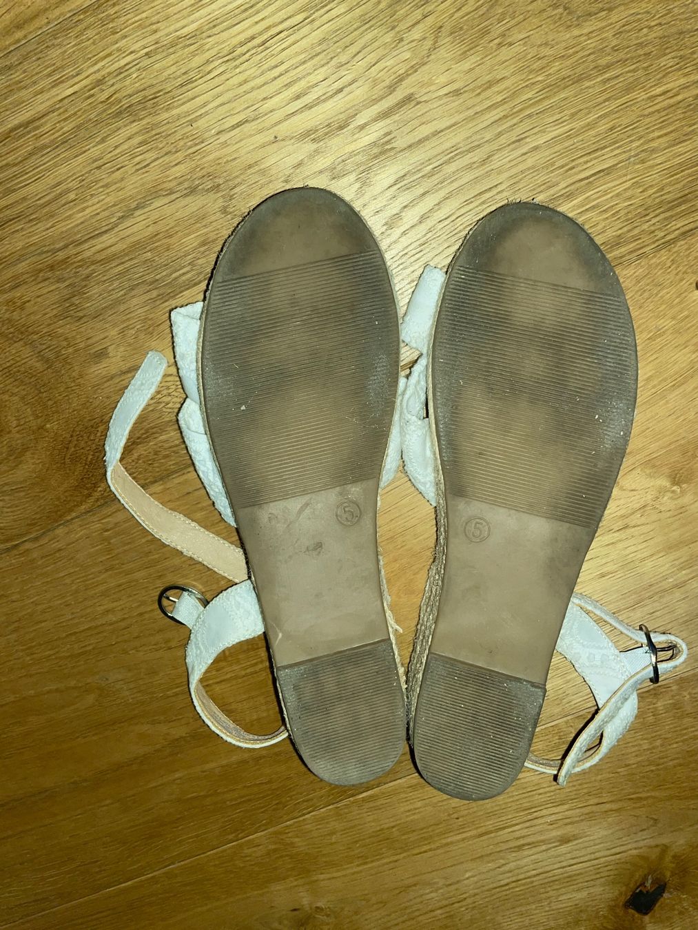 Scarpe da donna: Sommer Sandale – Usato da Fislisbach venduto da arse 4